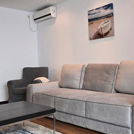 Apartment Summerland 마마이아 외부 사진