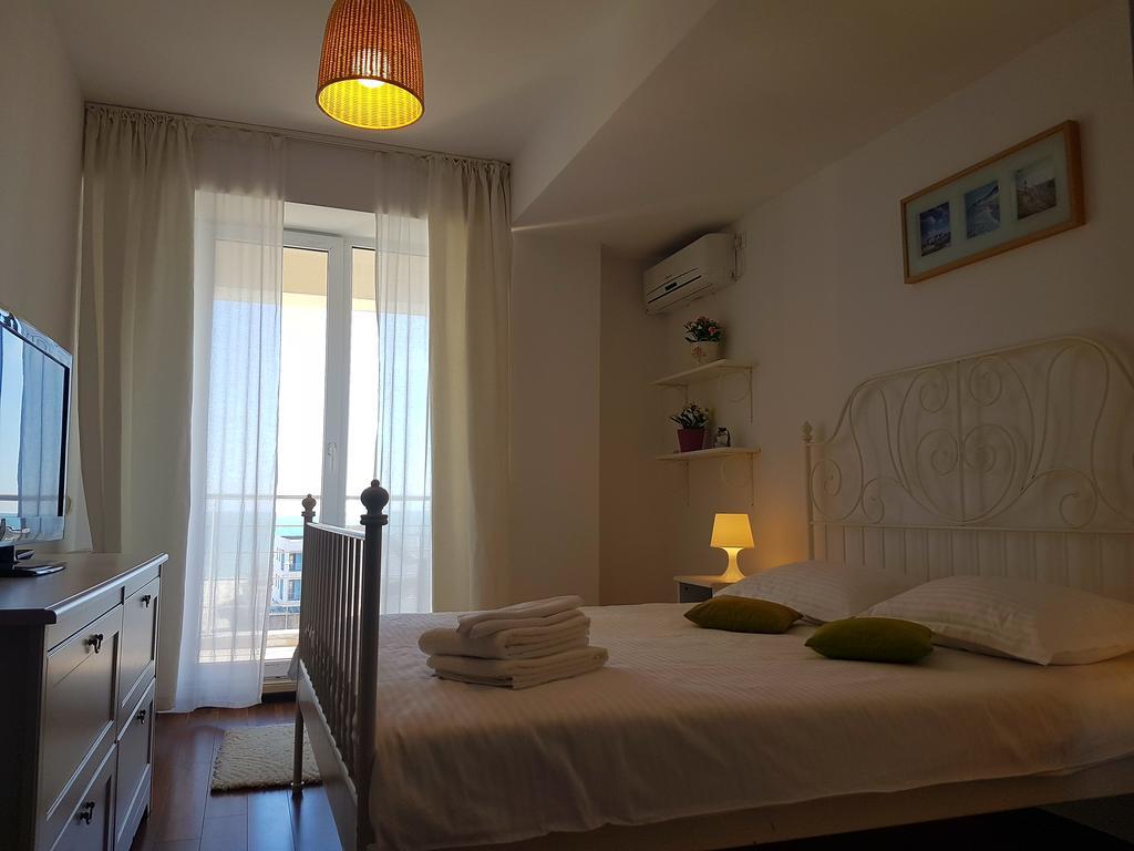 Apartment Summerland 마마이아 외부 사진